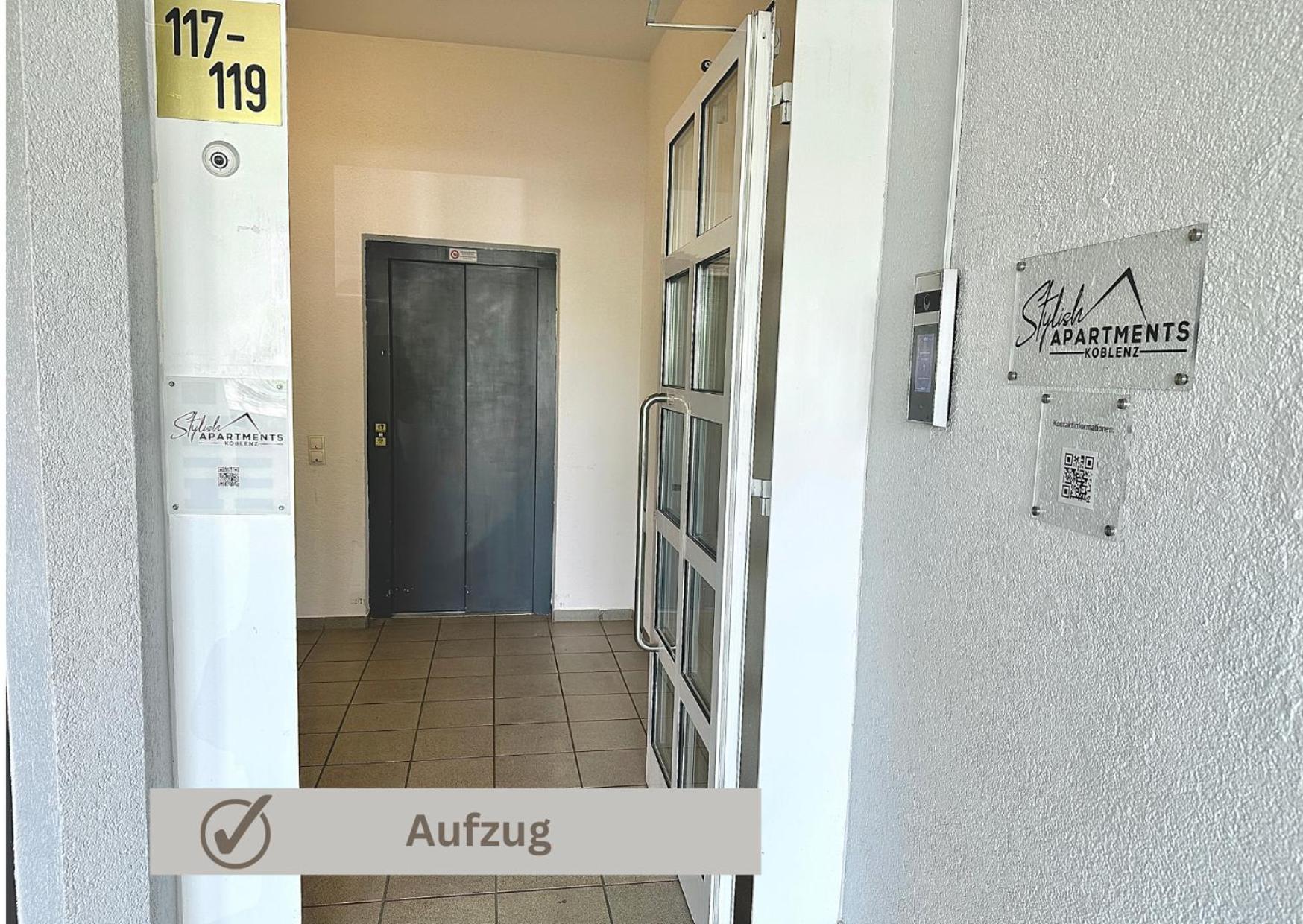 Buddha Apartment - Stadtnah, Balkon, Parkplatz, E-Ladestation Fuer Autos & Fahrraeder, Fitnessstudio Koblenz  Buitenkant foto