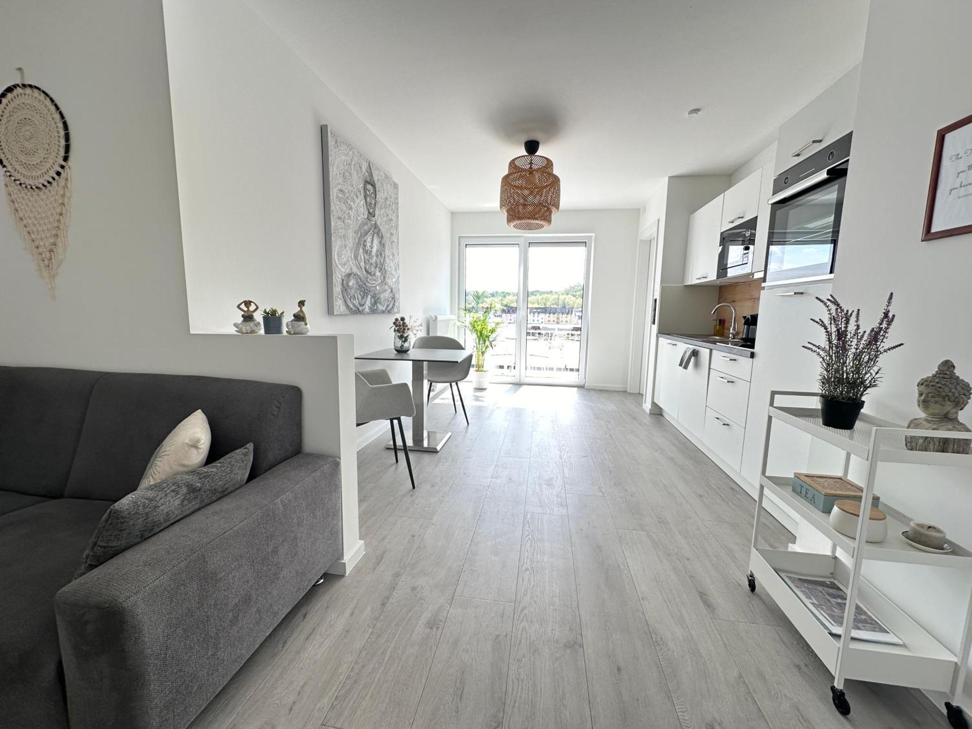 Buddha Apartment - Stadtnah, Balkon, Parkplatz, E-Ladestation Fuer Autos & Fahrraeder, Fitnessstudio Koblenz  Buitenkant foto