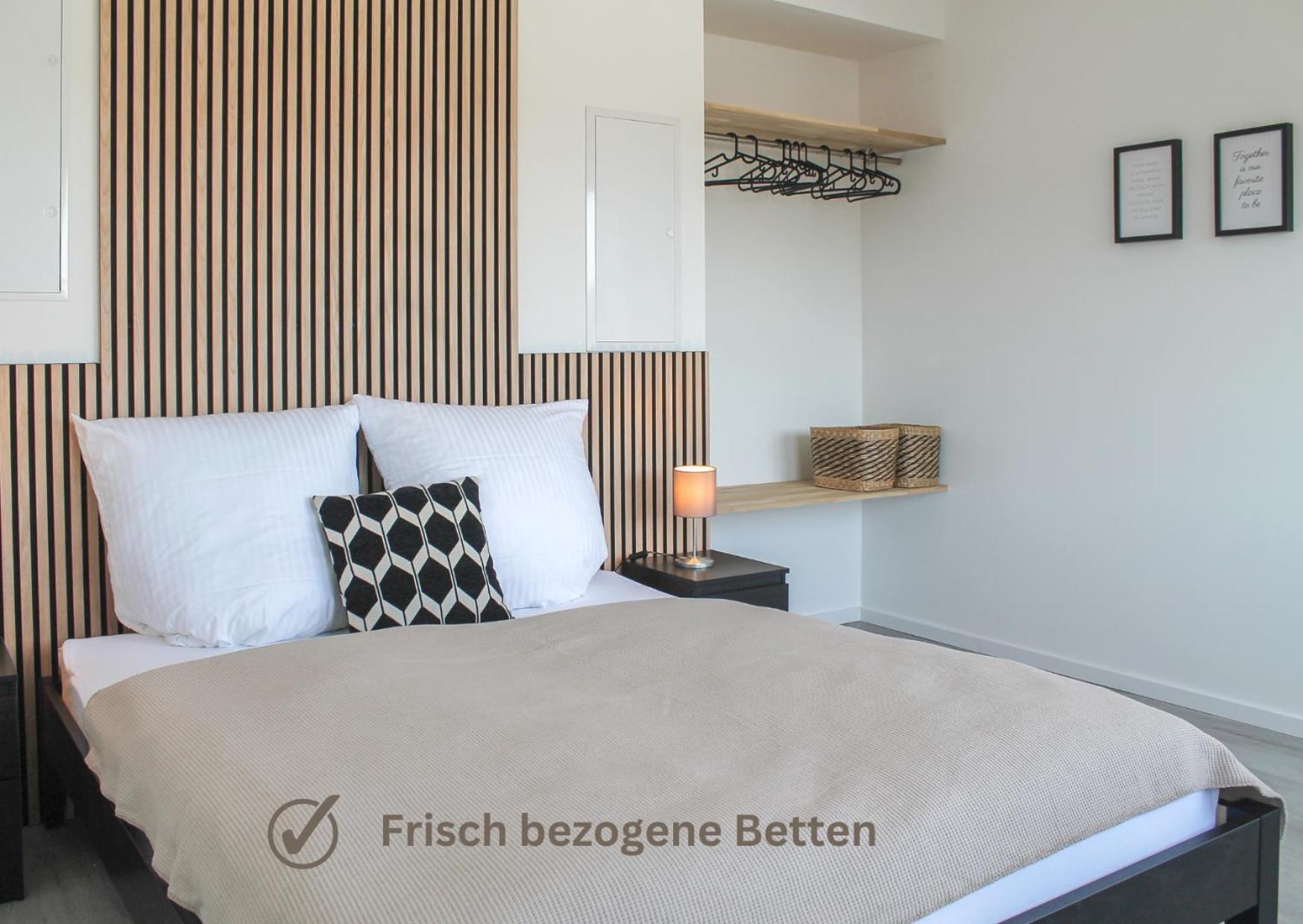 Buddha Apartment - Stadtnah, Balkon, Parkplatz, E-Ladestation Fuer Autos & Fahrraeder, Fitnessstudio Koblenz  Buitenkant foto